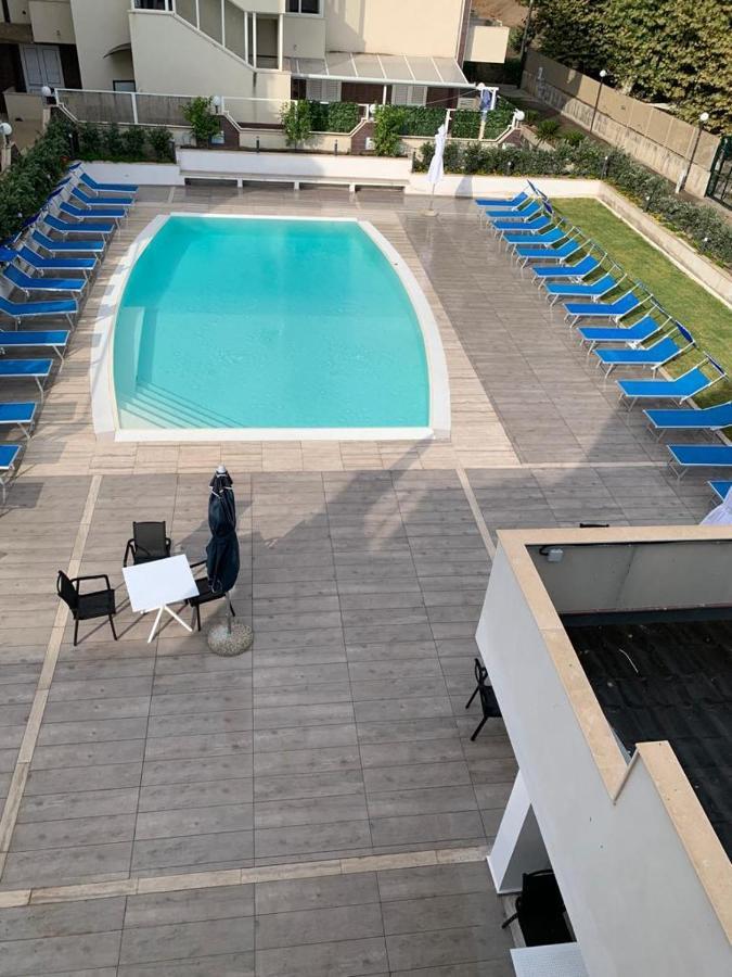 Hotel Ancora Pontecagnano Faiano Exterior foto